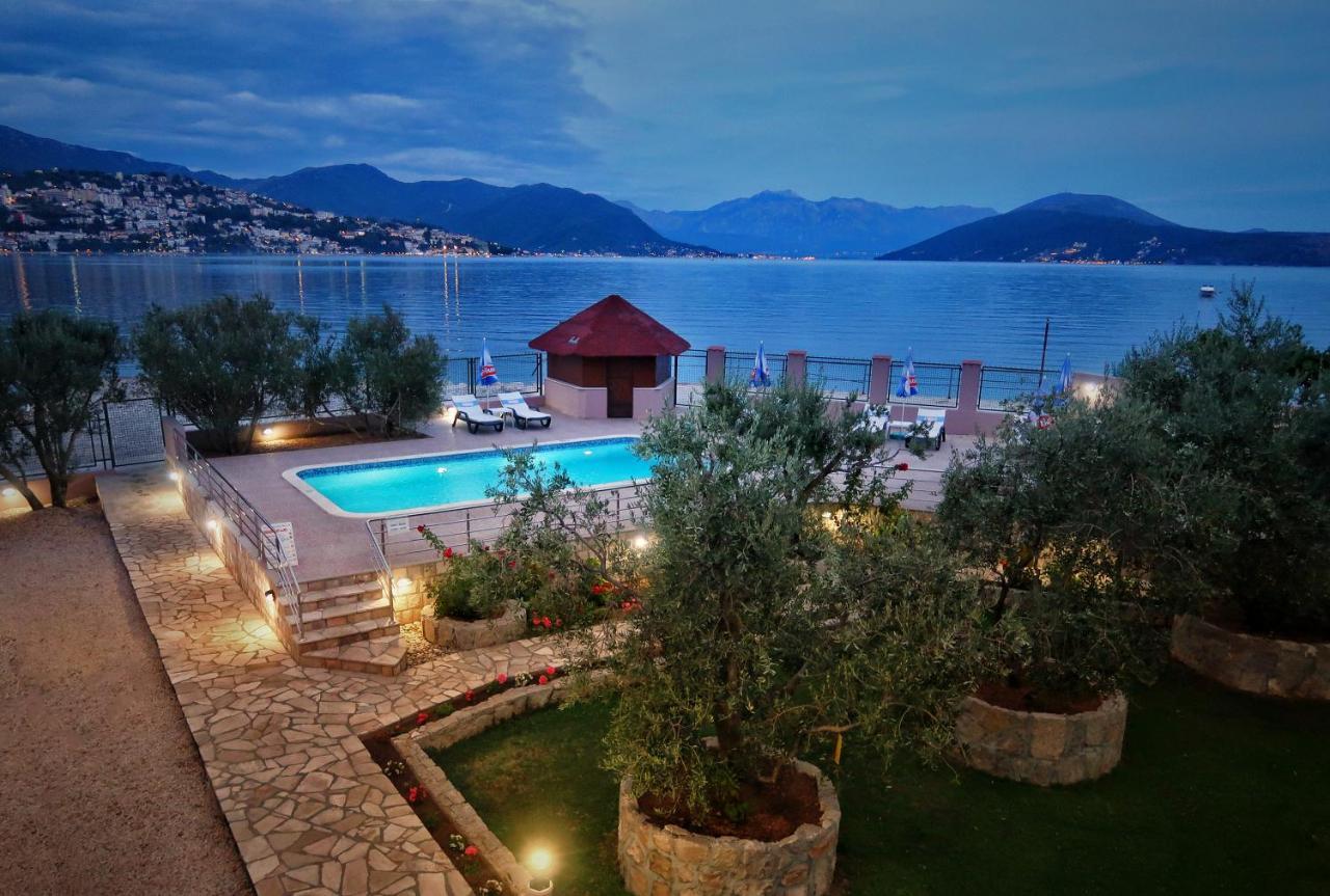 Apartments Maxi Katic Herceg Novi Exterior foto
