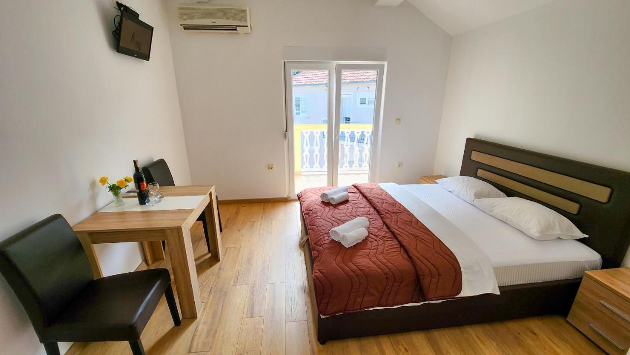 Apartments Maxi Katic Herceg Novi Exterior foto