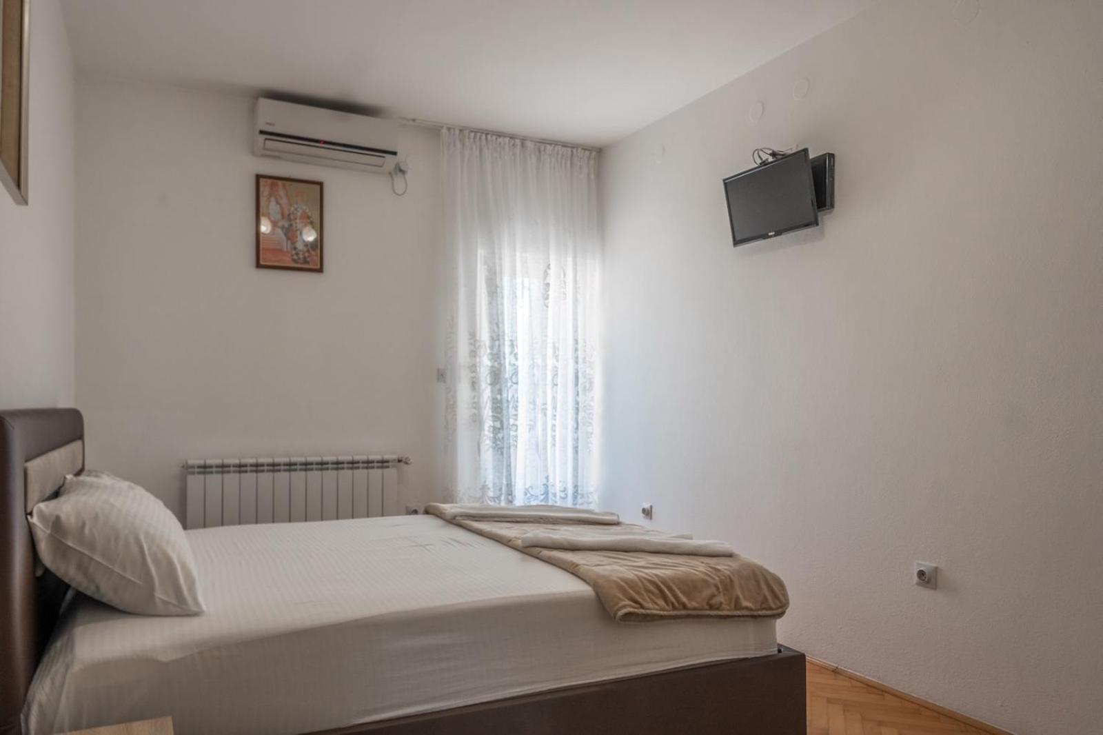 Apartments Maxi Katic Herceg Novi Zimmer foto